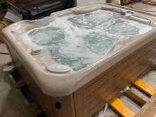 Load image into Gallery viewer, Used 2015 Hot Spring Highlife Jetsetter Model Spa - Las Vegas Showroom
