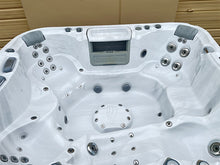 Load image into Gallery viewer, Used 2020 Sundance Maxxus 880 Model Spa - Sparks Showroom
