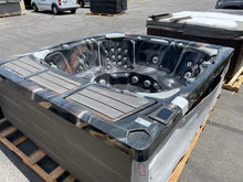 Load image into Gallery viewer, Used 2019 Sundance 980 Kingston Model Hot Tub
